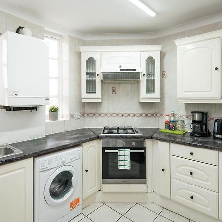 Private Double Room Shared Bathroom Near City Centre London Ngoại thất bức ảnh