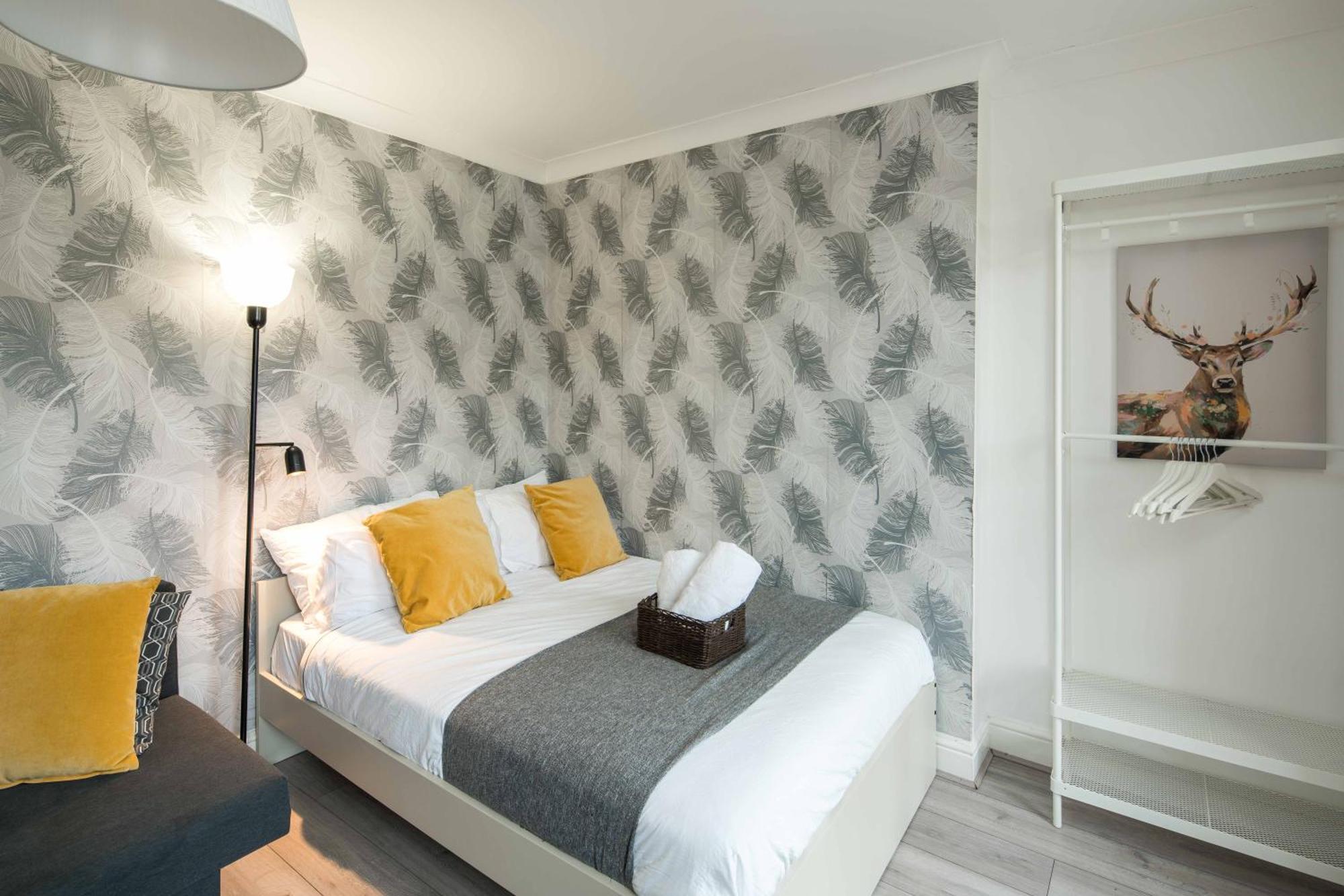 Private Double Room Shared Bathroom Near City Centre London Ngoại thất bức ảnh