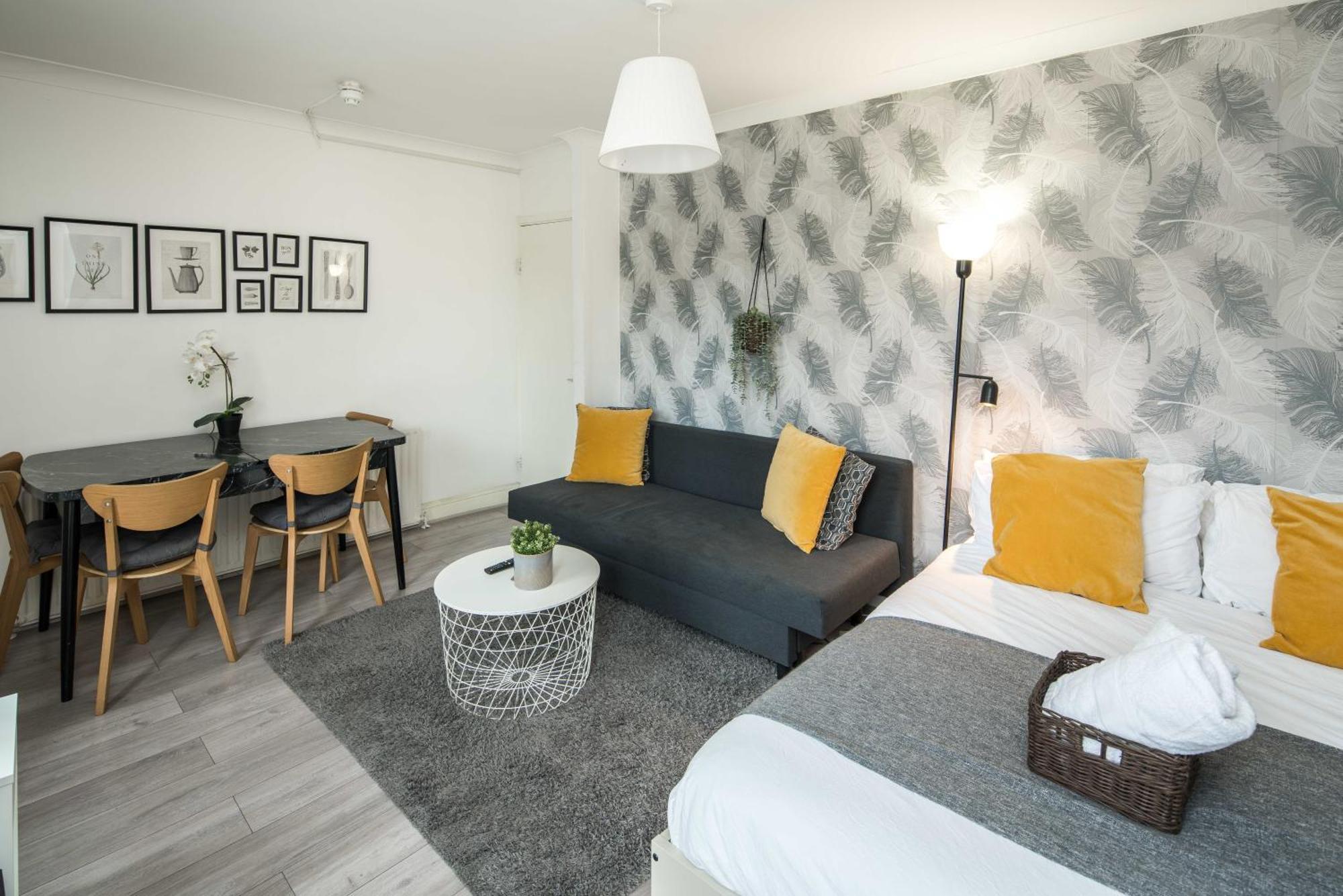 Private Double Room Shared Bathroom Near City Centre London Ngoại thất bức ảnh