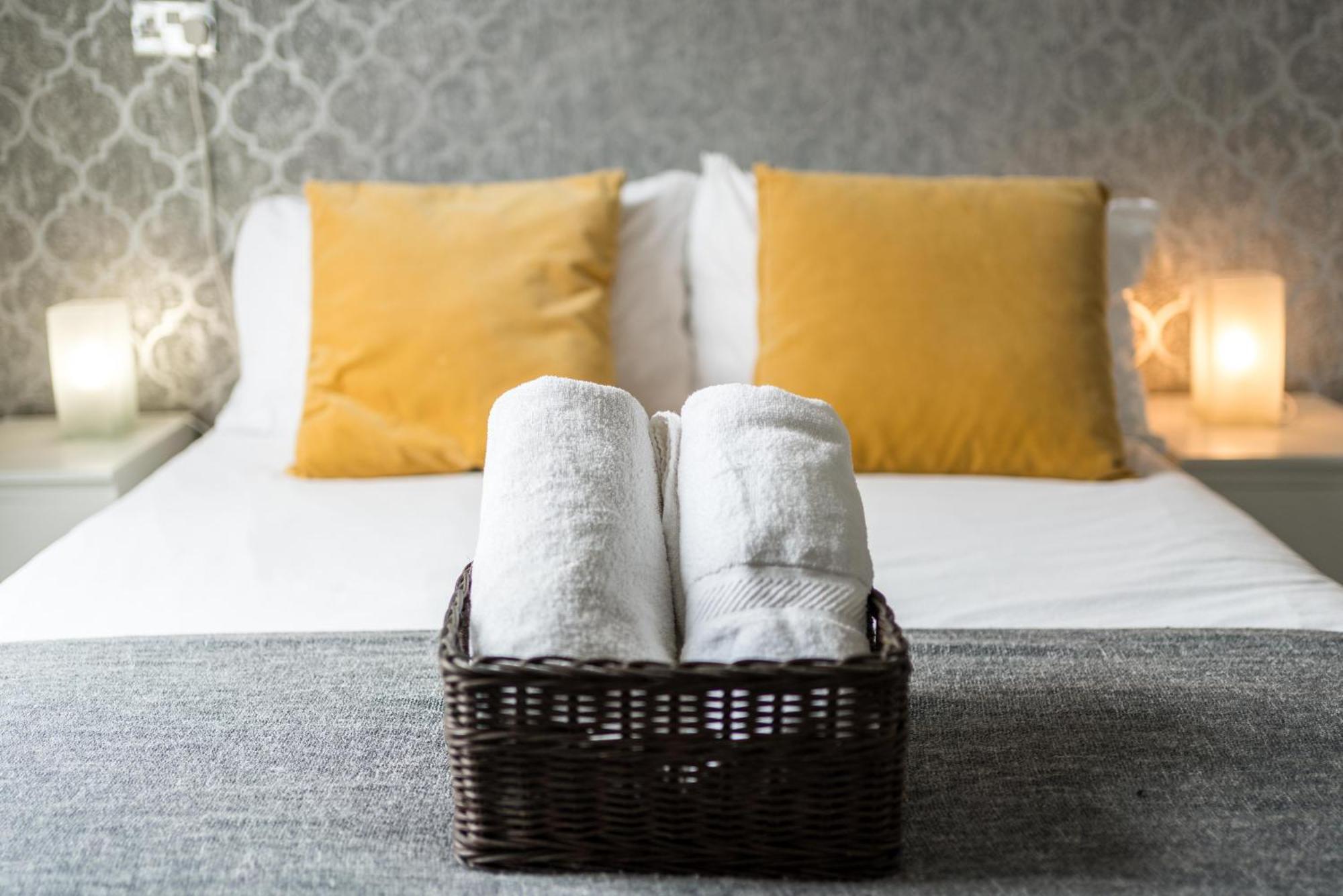 Private Double Room Shared Bathroom Near City Centre London Ngoại thất bức ảnh